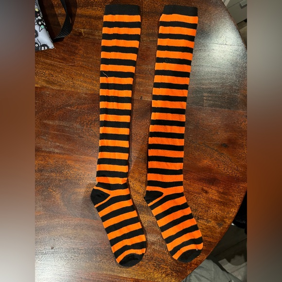 Girls Halloween Cat & Jack 10 12 Dress with Black Cats and matching knee socks - Picture 7 of 7